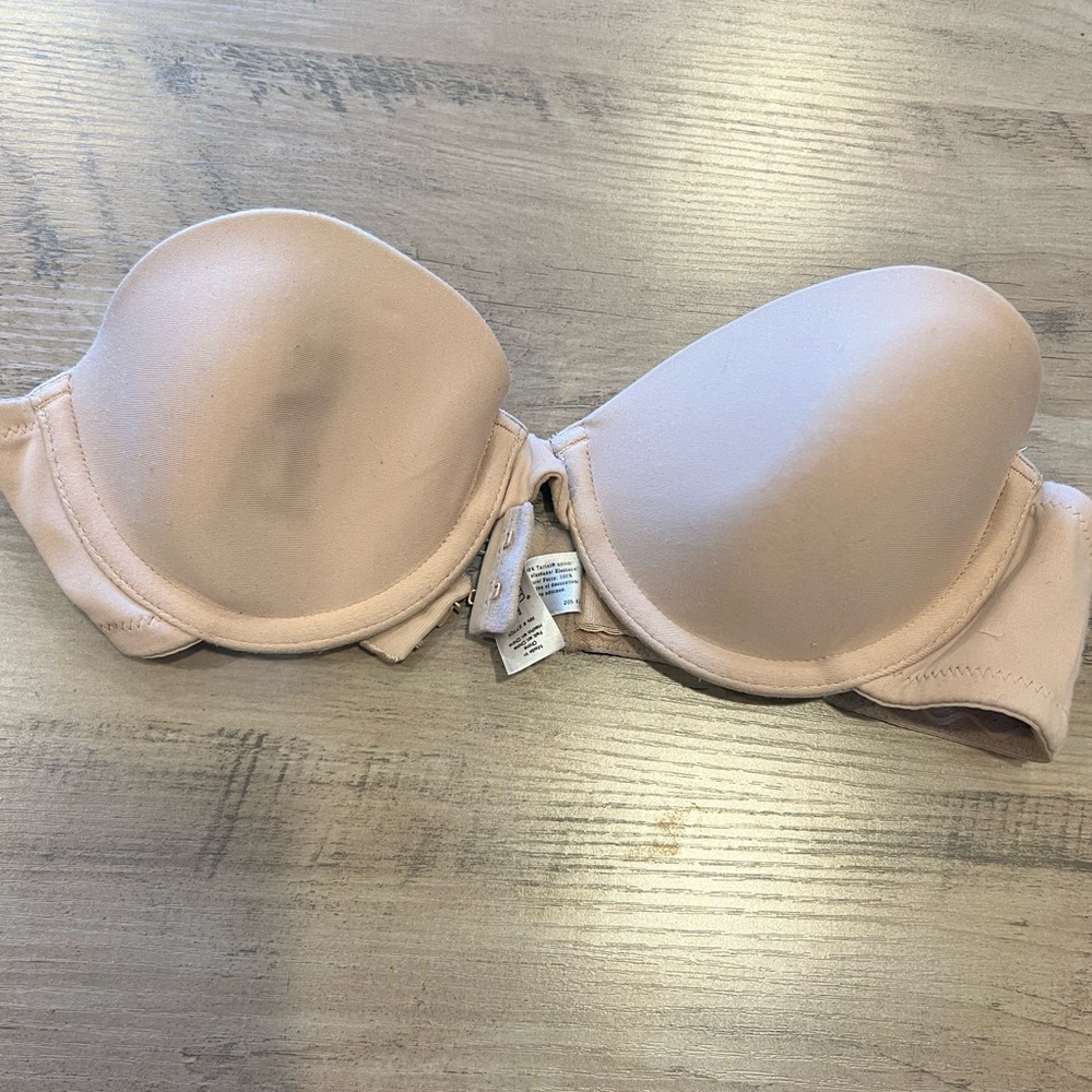 Maidenform Strapless Bandeau Bra in Nude Blush